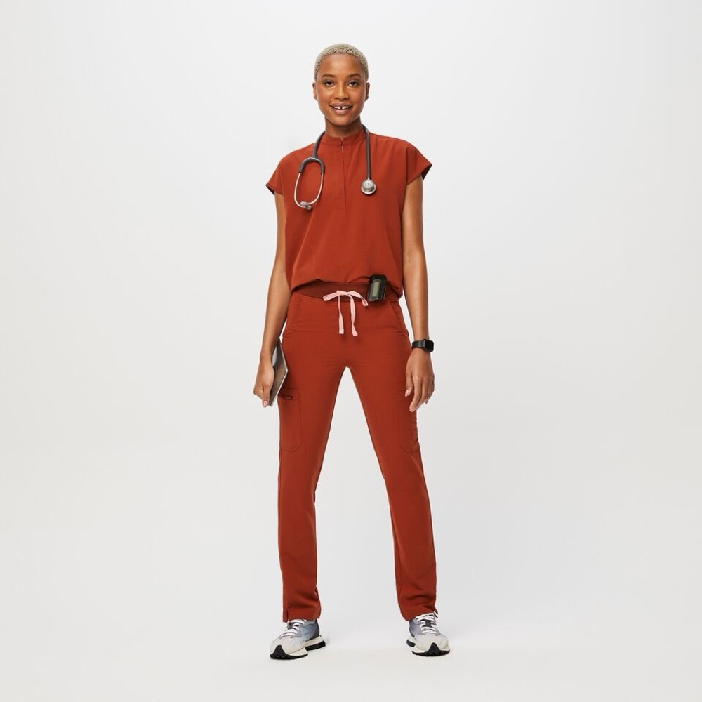 FIGS - Limited Edition: Auburn color Rafaela scrub top and Classic Pants